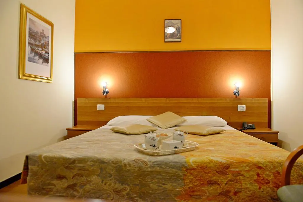Albergo Altavilla Tirano 2*,  Italy